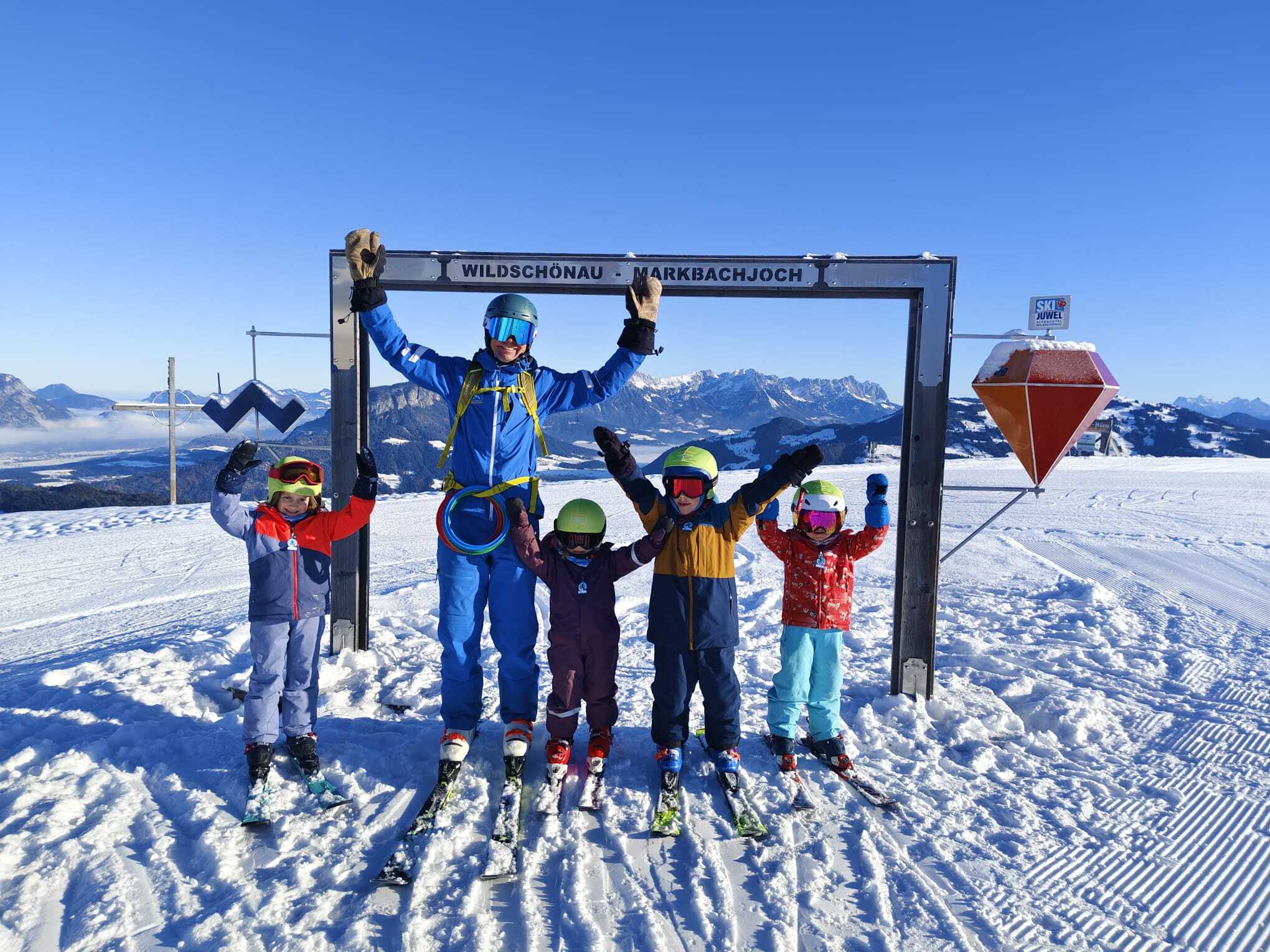 Hele Dag Skilessen voor Kinderen (6-15 jaar) voor Beginners met Skischule Aktiv Wildschönau.