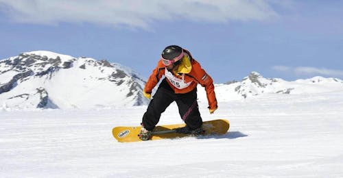 Clases de snowboard freeride para niños - FWT Club - Crans con Swiss Mountain Sports Crans-Montana Clases de snowboard freeride para niños - FWT Club - Crans con Swiss Mountain Sports Crans-Montana.
