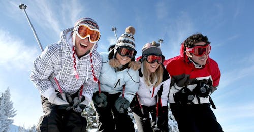 Skilessen voor tieners en volwassenen voor alle niveaus met Ski Connections Serre Chevalier Skilessen voor tieners en volwassenen voor alle niveaus met Ski Connections Serre Chevalier.