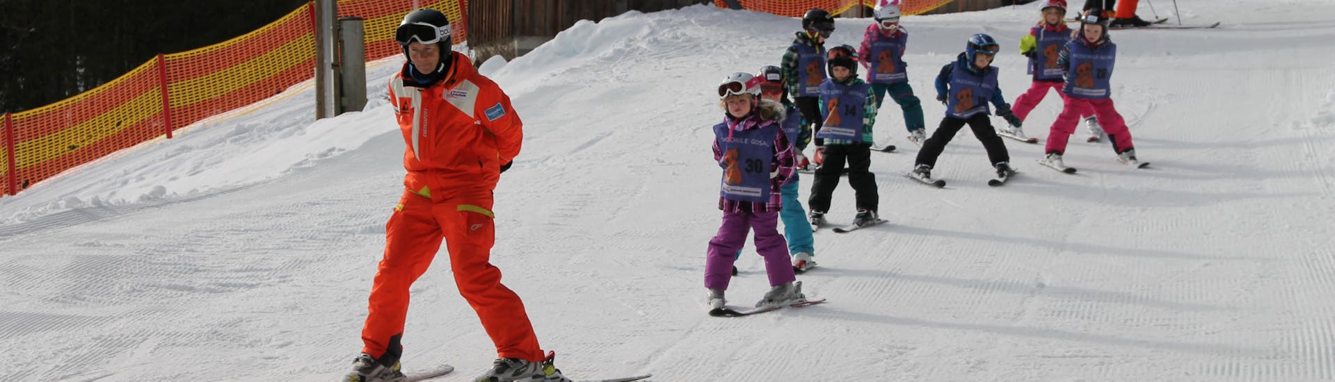 Familienlehrer mit Skischule Gosau - Hero image