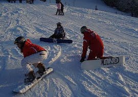 Kids Snowboarding Lessons (8-12 y.) for First Timers from Happy Skischule Wildschönau.