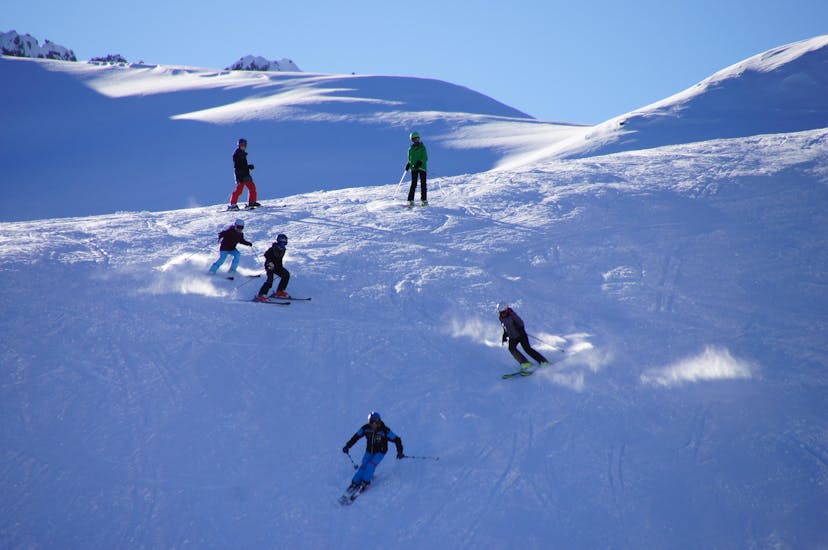 Kids doing a Kids Ski Lessons (7-16 y.) for All Levels with ABC Snowsport School in Arosa.