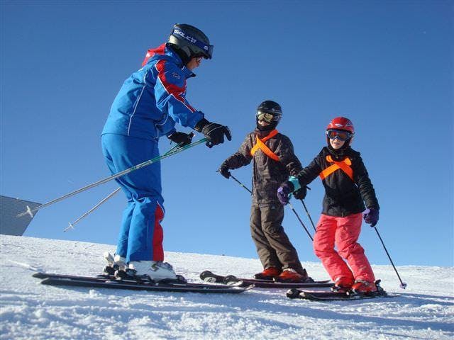 Lezioni di sci per bambini a partire da 5 anni per avanzati con Schischule Wilder Kaiser Lezioni di sci per bambini a partire da 5 anni per avanzati con Schischule Wilder Kaiser.