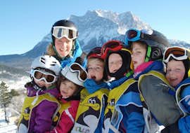 Lezioni di sci per bambini a partire da 4 anni principianti assoluti con Tiroler Skischule Lermoos Pepi Pechtl Lezioni di sci per bambini a partire da 4 anni principianti assoluti con Tiroler Skischule Lermoos Pepi Pechtl.
