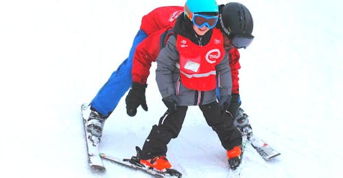 Clases particulares de esquí para niños (3-14 años) para todos los niveles con Schneesportschule Thoma Feldberg Clases particulares de esquí para niños (3-14 años) para todos los niveles con Schneesportschule Thoma Feldberg.