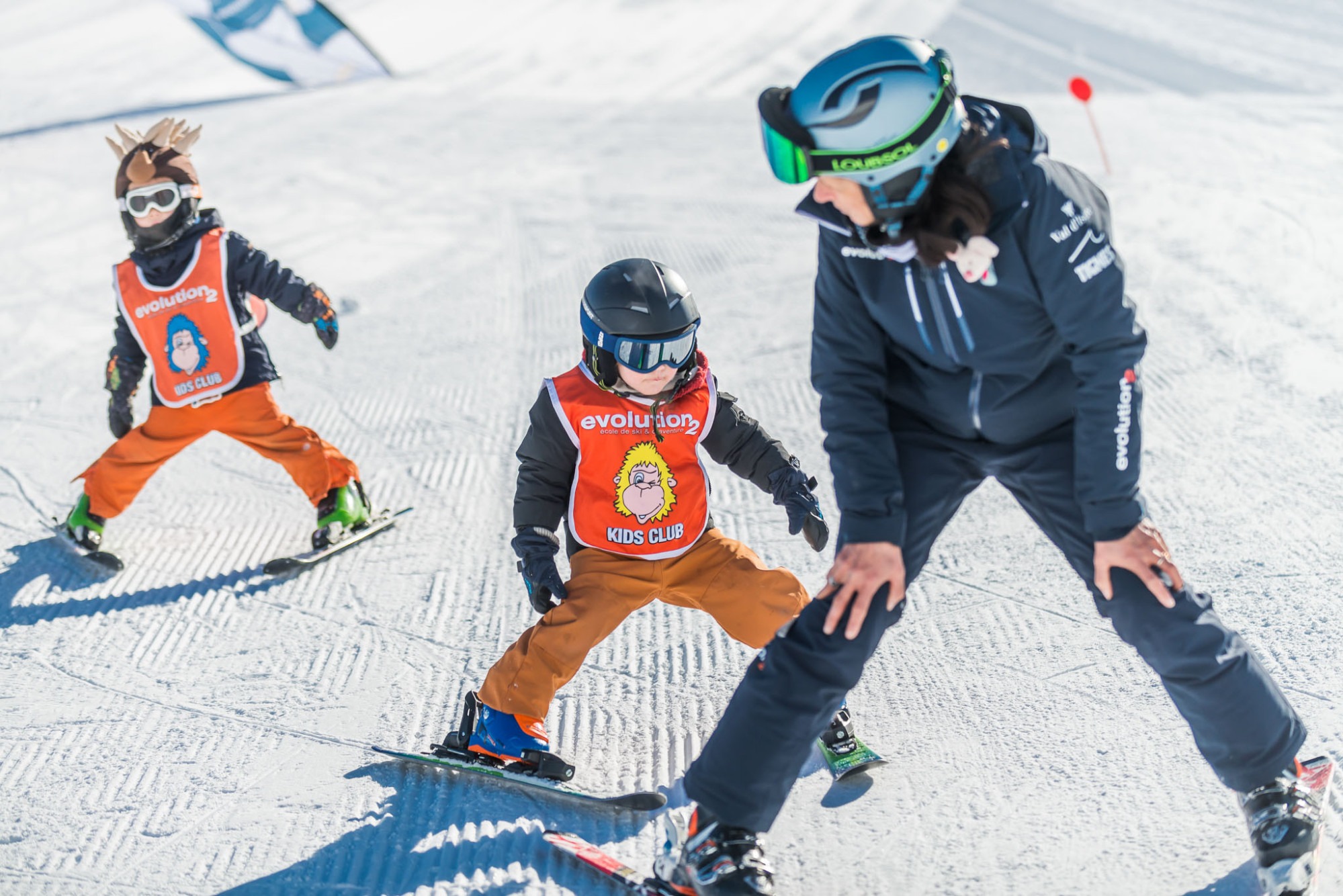 Lezioni di sci per bambini "Yeti Village" (4-12 anni) - principianti assoluti con École de ski Evolution 2 Valfréjus.