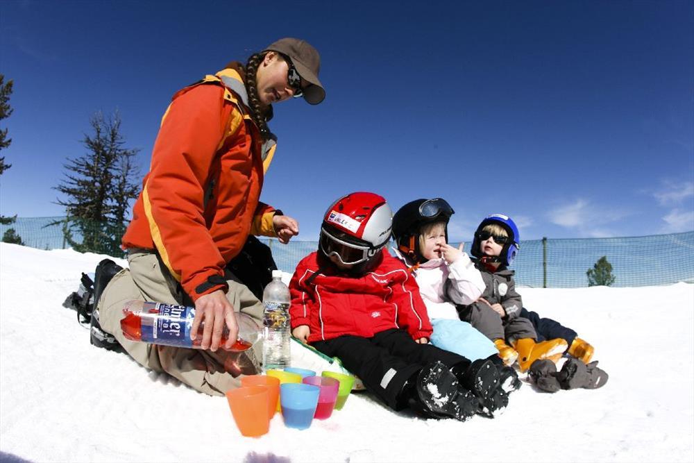 Ski Lessons "Mini Kids" (35 y.) Incl. Equipment Nendaz Neige
