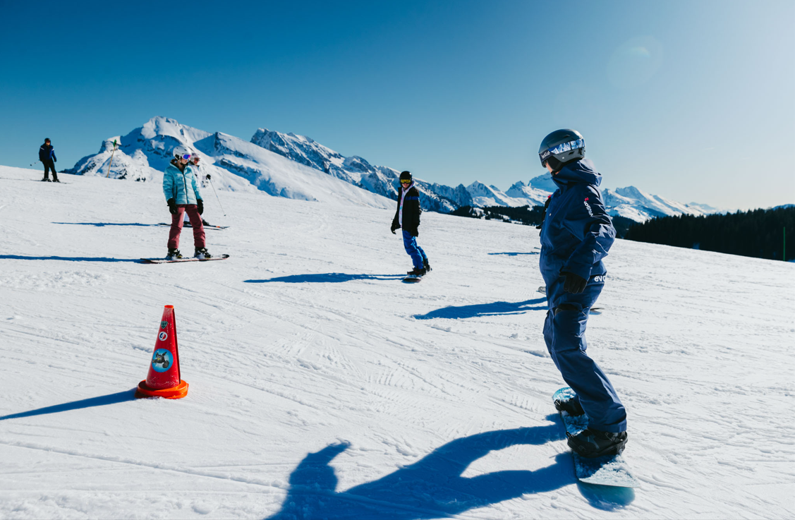 Private Snowboardkurse für alle Levels und Altersgruppen.