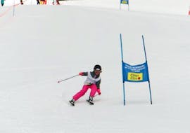 Clases de esquí privadas para niños para todos los niveles con Ski School Vreni Schneider Elm.