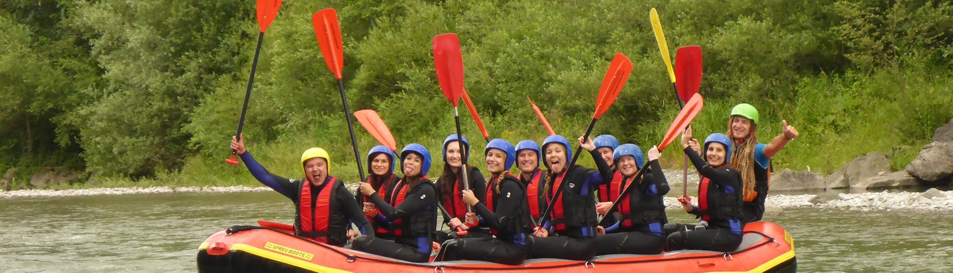 A group having fun during the Business Special: Soft Rafting in Allgäu+ Teambuilding + BBQ with MAP-Erlebnis Blaichach.