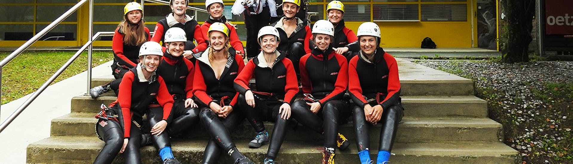 Group picture after Rafting in the Imster Schlucht - Girlspower with CanKick-Ötztal.