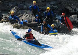rafting-airboat-durance-latitude-rafting A kayaker is tackling the rapids on the Durance during a Kayak "Airboat" tour with Latitude Rafting.