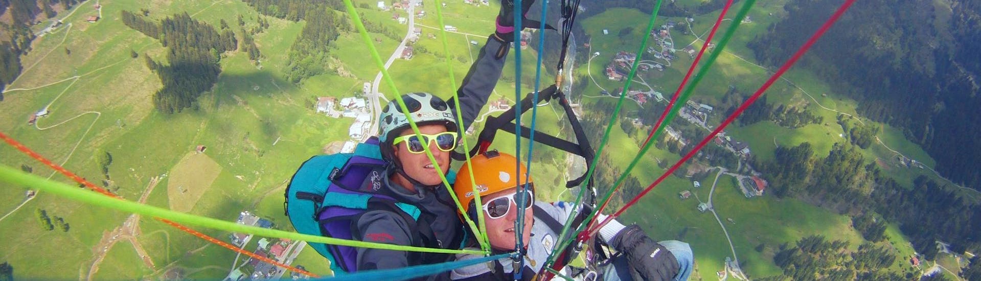 Tandem Paragliding am Nebelhorn - Panoramaflug.