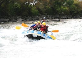 Four participants enjoying the Rafting on the Aurino - Short Tour with Club Activ.