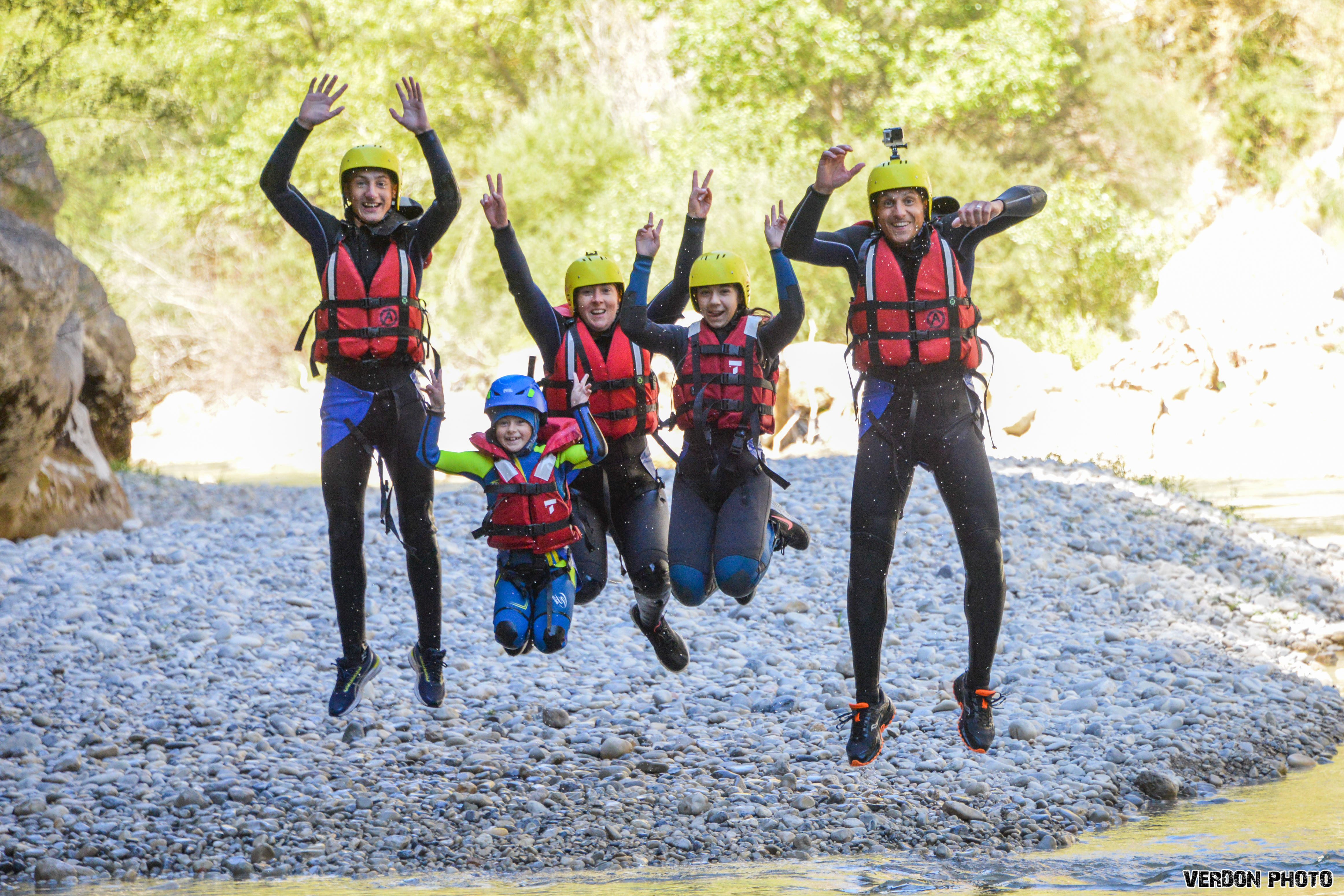 Floating Verdon Familie mit Raft Session Verdon.