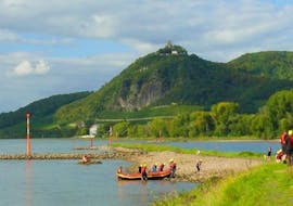 People are preparing their raft for the Soft Rafting on the Rhine in Bonn at Drachenfels with Wupperkanu Rhein.