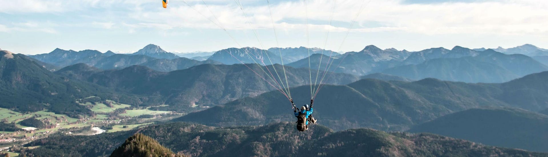 tandem-paragliding-in-wallberg-and-brauneck-bavarian-alps-paraworth-hero