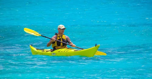 Sortie en canoë sur le lac du Vernex ou le lac de l'Hongrin Sortie en canoë sur le lac du Vernex ou le lac de l'Hongrin.