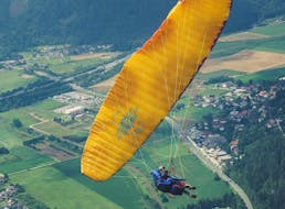 Vol en parapente acrobatique à Villach (dès 6 ans) - Wörthersee avec Best Place - Flieger Base Villach.