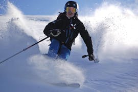 Sci fuori pista privato per tutti i livelli con Private Ski School Snowsports Kitzbühel.