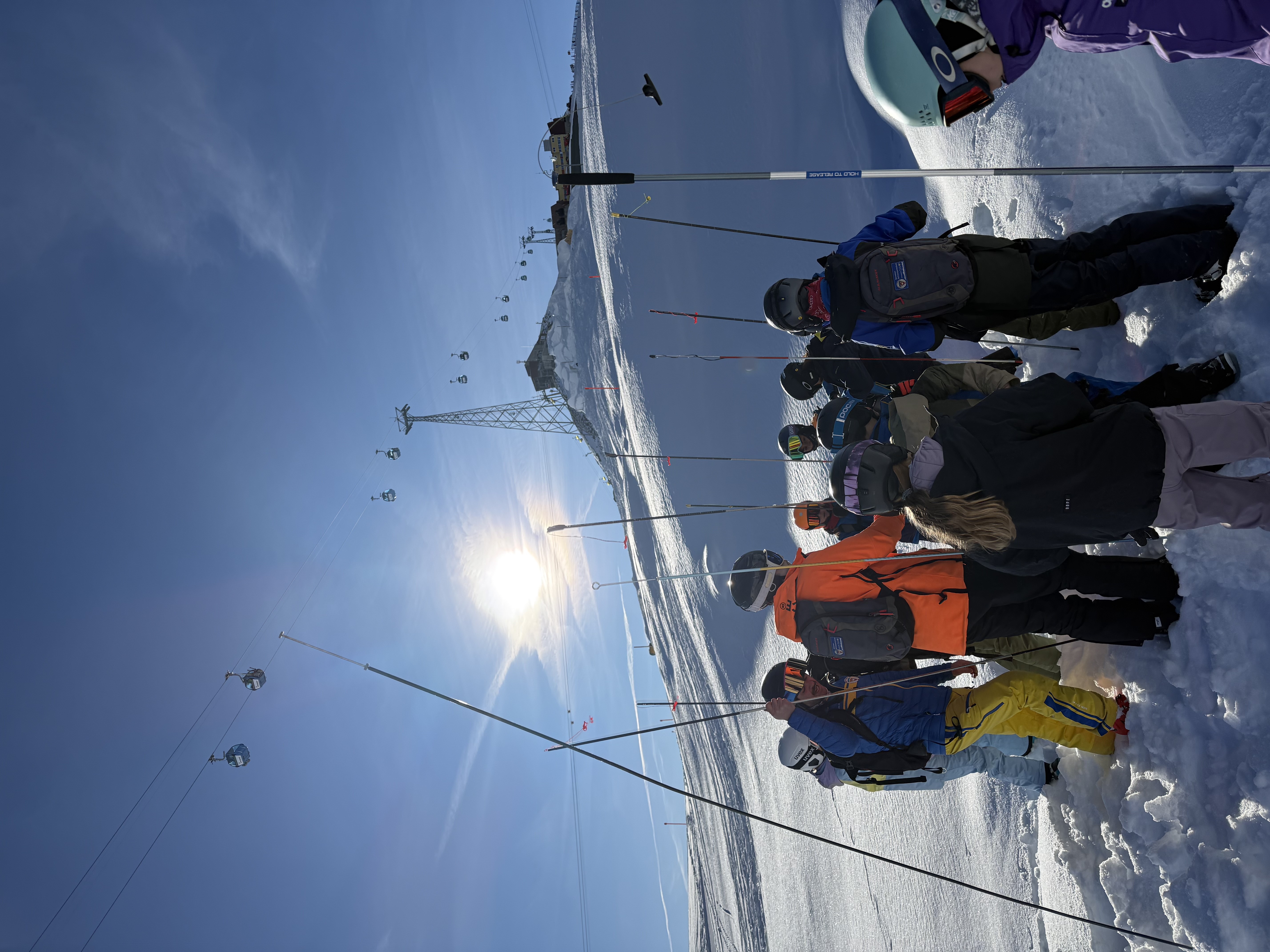 Skilessen voor Kinderen "Parsenn" (14-17 jaar) voor Gevorderden met Swiss Ski School Davos.