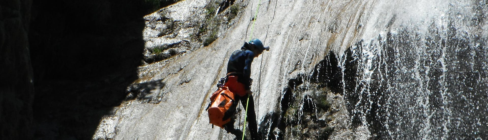 Canyoning in the Nissod for Experts.