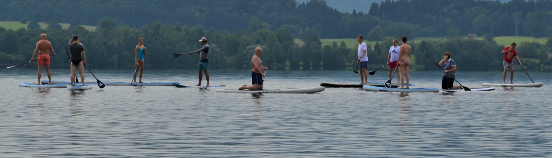 Stand Up Paddle Lessen in Murnau am Staffelsee vanaf 8 jaar voor alle niveaus.