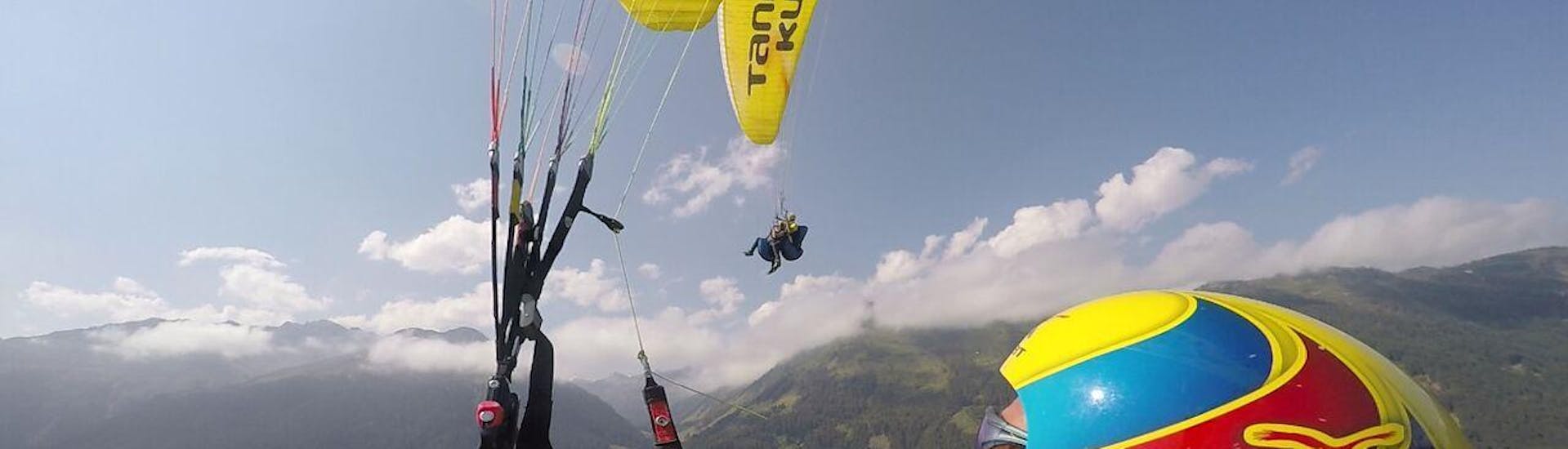 Tandem Paragliding for Couples in Montafon.