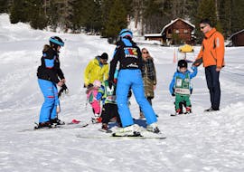 Kids Ski Lessons (4-6 y.) for All Levels from ABC Snowsport School Arosa People doing a Kids Ski Lessons (4-6 y.) for All Levels with ABC Snowsport School in Arosa.