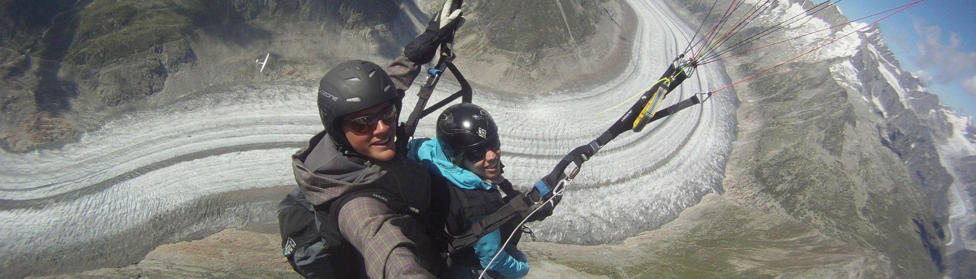 Tandem Paragliding over the Aletsch Arena - Eagle.