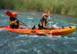 Kayak e canoa facile a Cofrentes - Río Cabriel con Cabriel Roc.