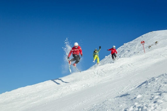Private Freestyle Skiing Lessons for All Levels
