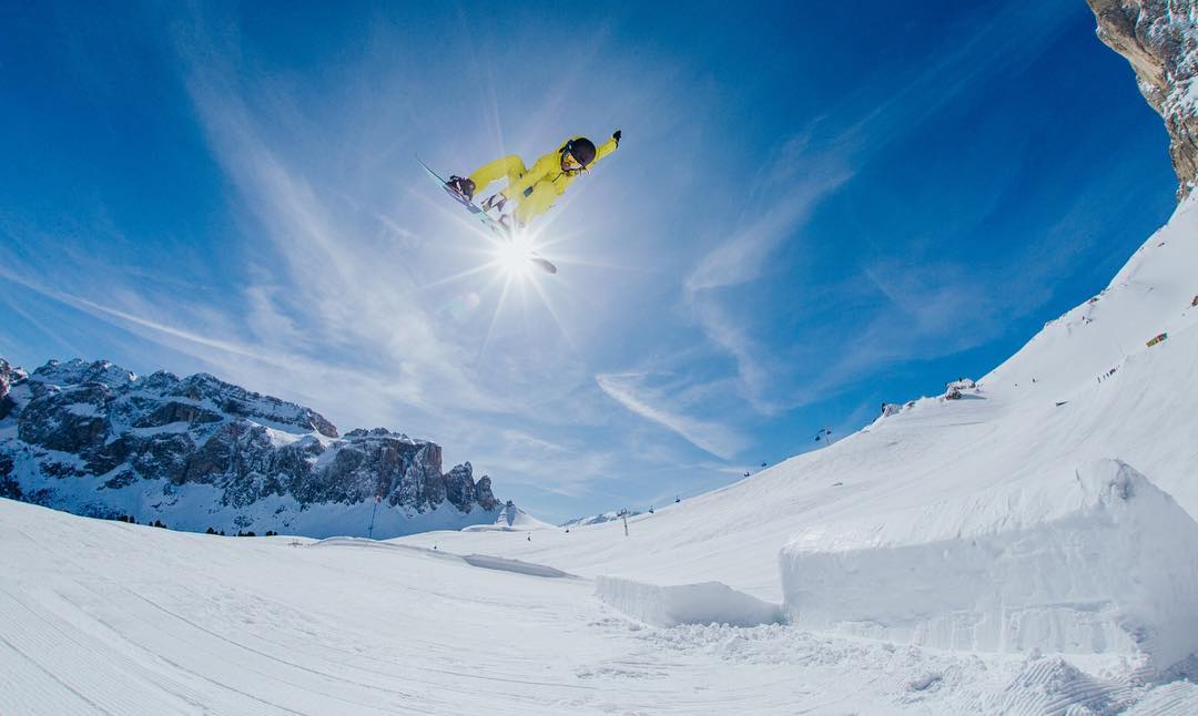 Privé Snowboardlessen voor Kinderen en Volwassenen van Alle Niveaus met Ski School 2000 Selva.