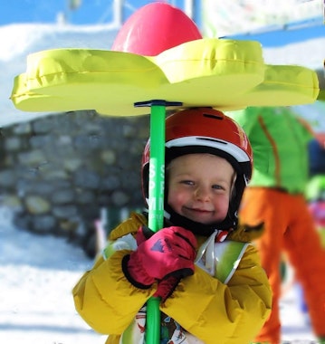 Folgarida-Marilleva - Kids Ski Lessons Full Day (4-8 y.) - Christmas