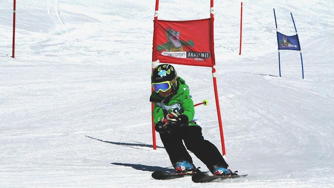 Kids Ski Lessons (6-15 y.) for Beginners