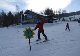 Lezioni private di sci per bambini per tutti i livelli con Skischule Bayerwald Lezioni private di sci per bambini per tutti i livelli con Skischule Bayerwald.