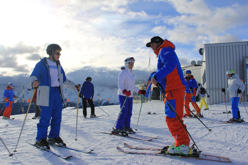 Skilessen voor tieners en volwassenen voor alle niveaus met Skischool Tzoum'Évasion La Tzoumaz.