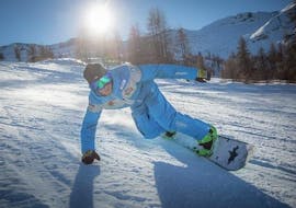 Clases de snowboard privadas a partir de 4 años para todos los niveles con Scuola di Sci Vialattea Sauze d'Oulx.