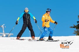 Lezioni di sci per adulti a partire da 13 anni per tutti i livelli con K+K Ski School Krkonoše.