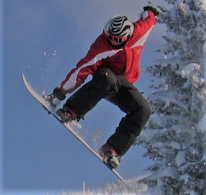 Kids Snowboarding Lessons (8-14 y.) for Intermediates