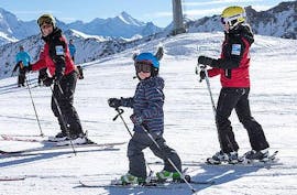 Privater Kinder-Skikurs (ab 3 J.) für alle Levels mit G'Lys Skischule Les Paccots.