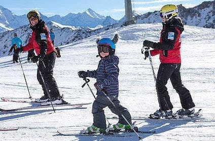 Cours particulier de ski Enfants (dès 3 ans) avec École de ski G'Lys Les Paccots Cours particulier de ski Enfants (dès 3 ans) avec École de ski G'Lys Les Paccots.