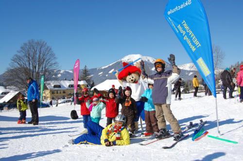 Kinder-Skikurs (ab 6 J.) für alle Levels mit Skischule Amigos Snowsports Mariazell.