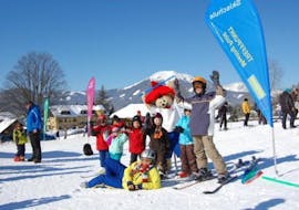 Lezioni di sci per bambini a partire da 6 anni per tutti i livelli con Skischule Amigos Snowsports Mariazell.