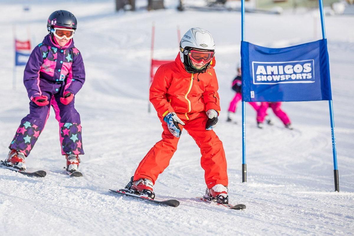 Privater Kinder-Skikurs (ab 9 J.) für alle Levels mit Skischule Amigos Snowsports Mariazell.