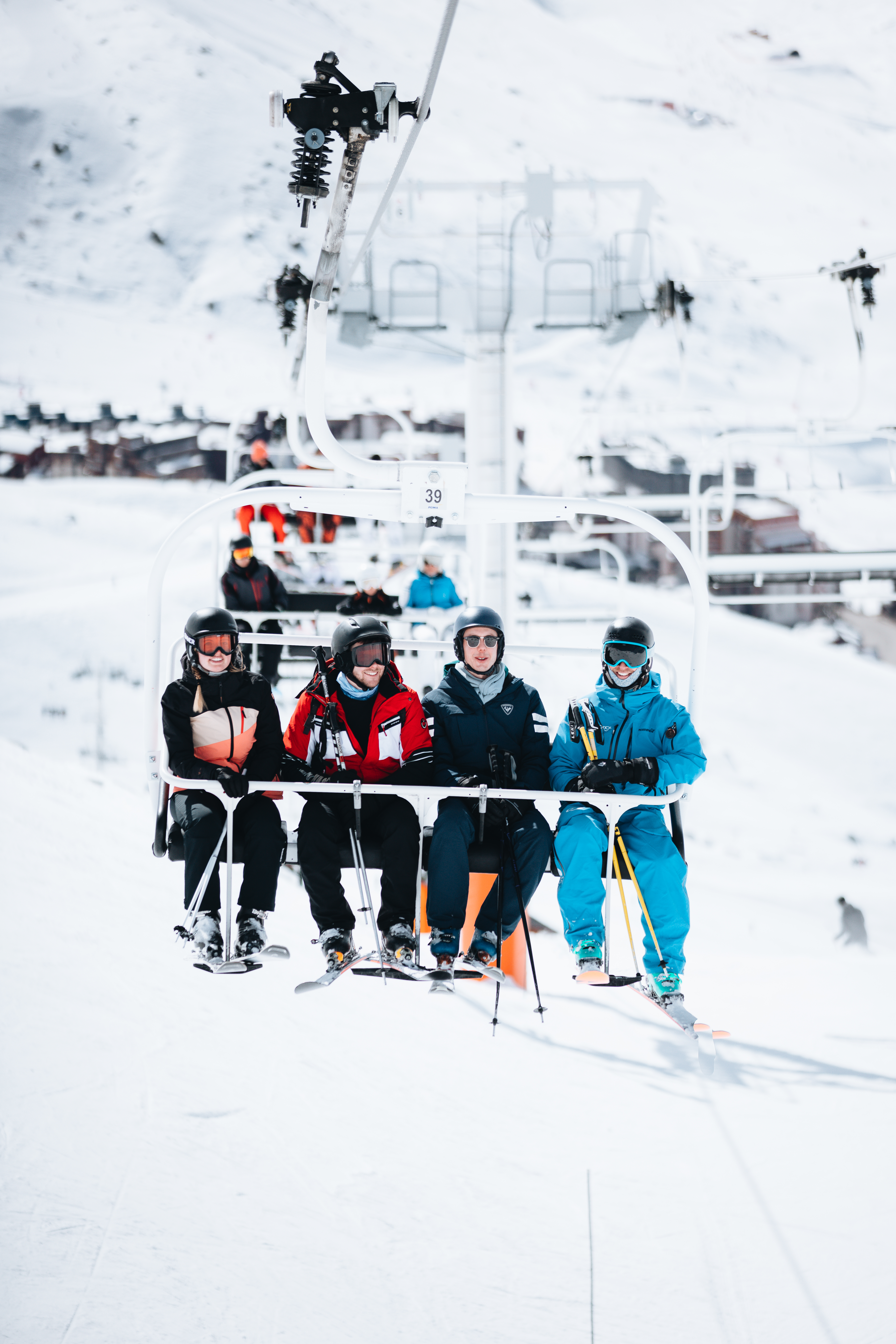 Privé skilessen voor volwassenen van alle niveaus met Skischool Ski Cool Val Thorens.