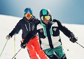 Clases de esquí privadas para adultos para todos los niveles con Scuola di Sci e Snowboard Dolomites La Villa.
