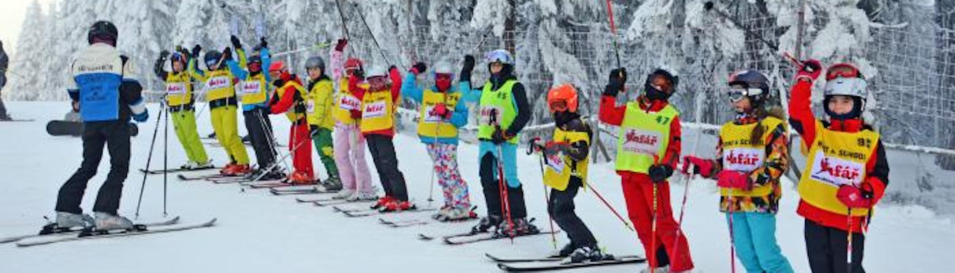 Kids Ski Lessons (from 5 y.) for All Levels - Small Group.