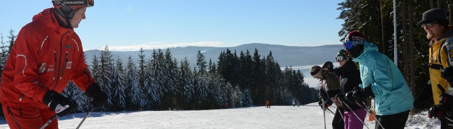 Skilessen voor volwassenen vanaf 16 jaar voor alle niveaus.