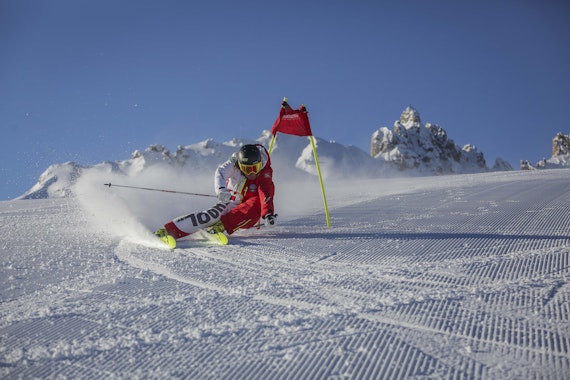Alpe di Siusi - Kids Ski Lessons (8-17 y.) for Advanced - Exclusive